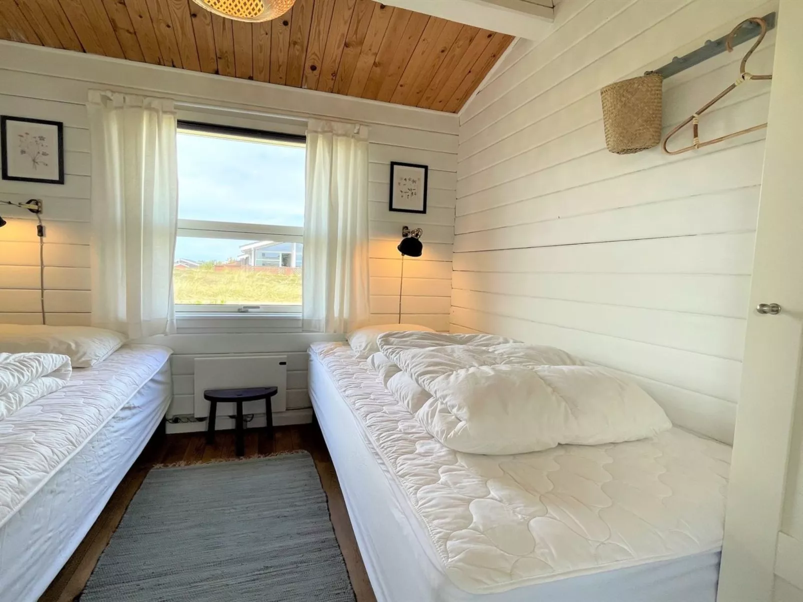 "Arbnora" - 400m from the sea-Inside