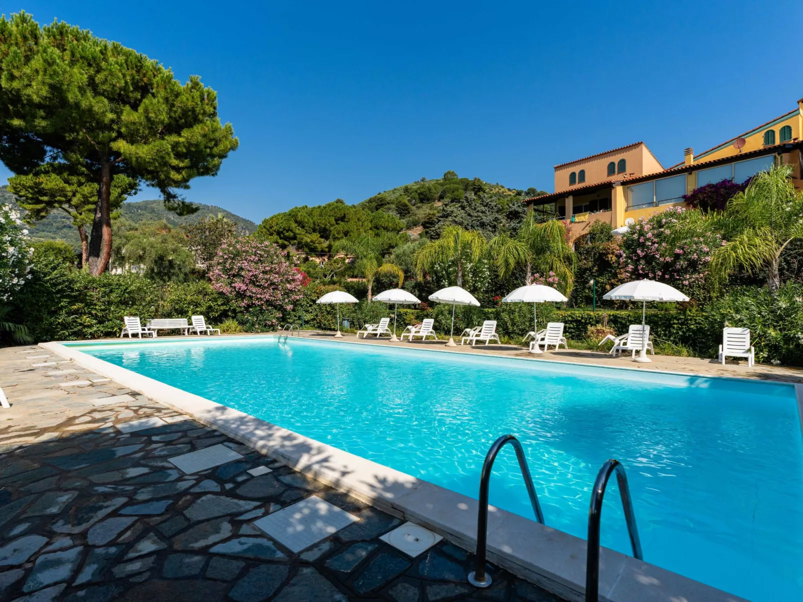 Loggia sul mare-Outside
