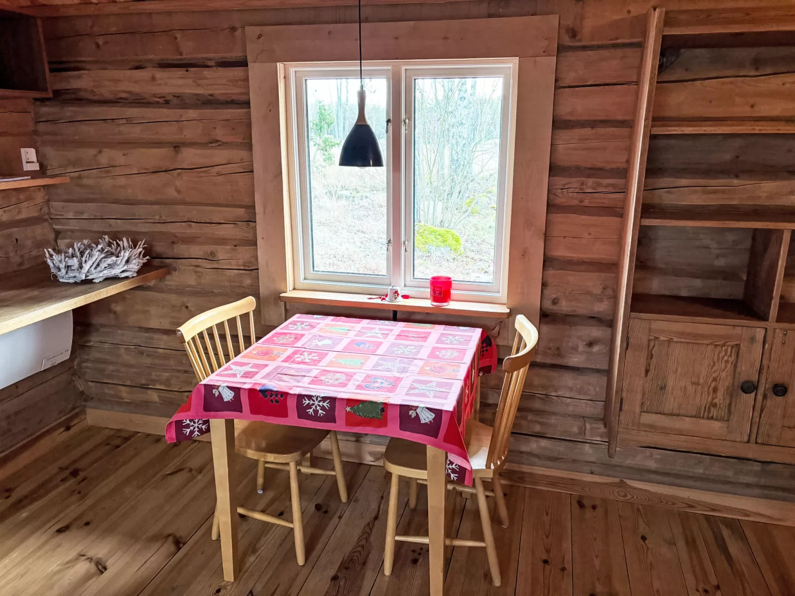 Ekbacken-Inside