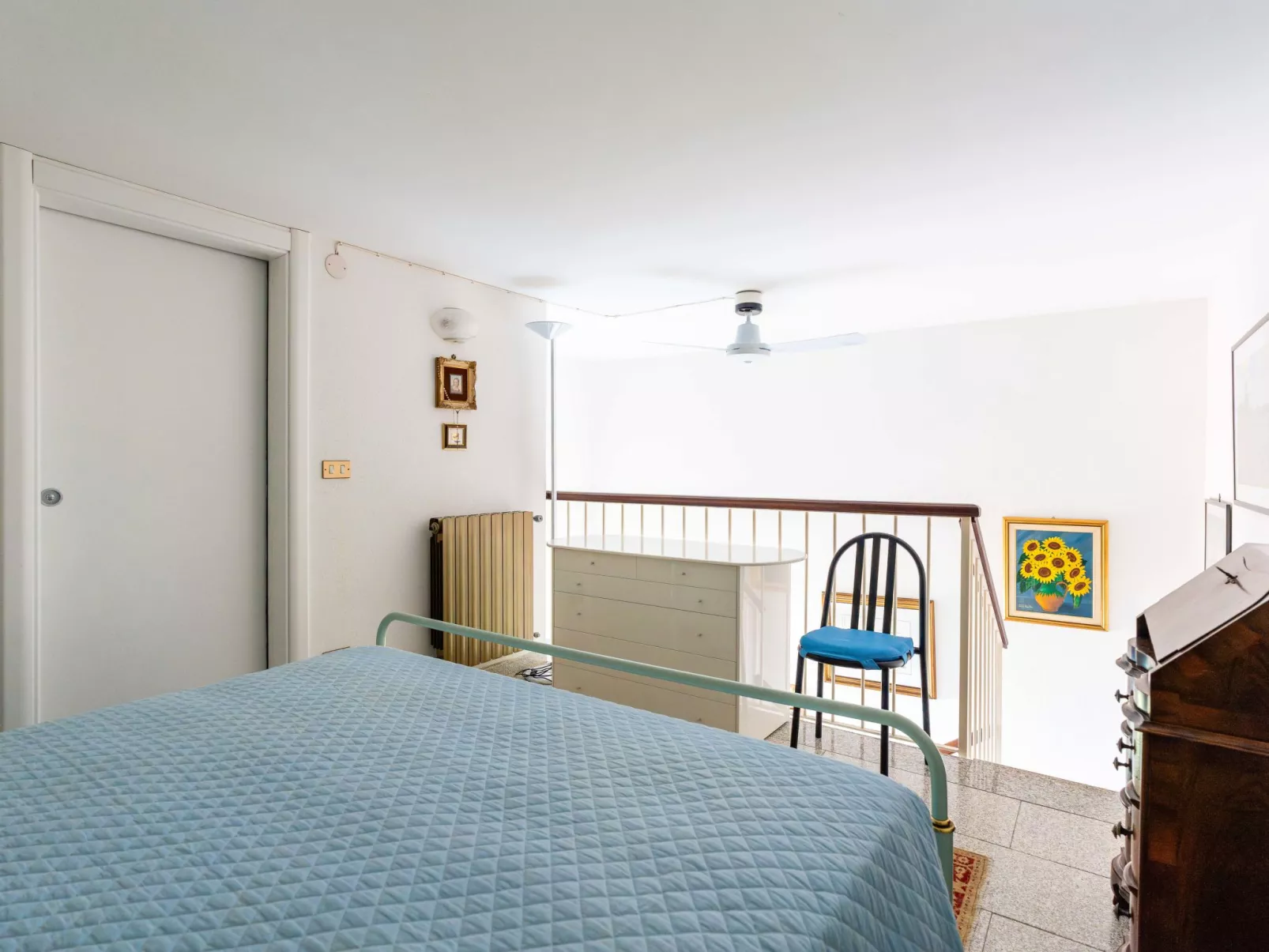 Loggia sul mare-Inside