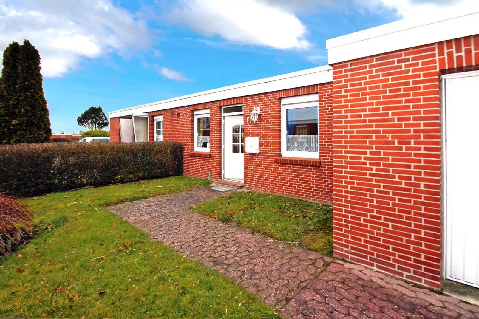 Ferienbungalow Arielle in Dornumersiel-Exterior summer