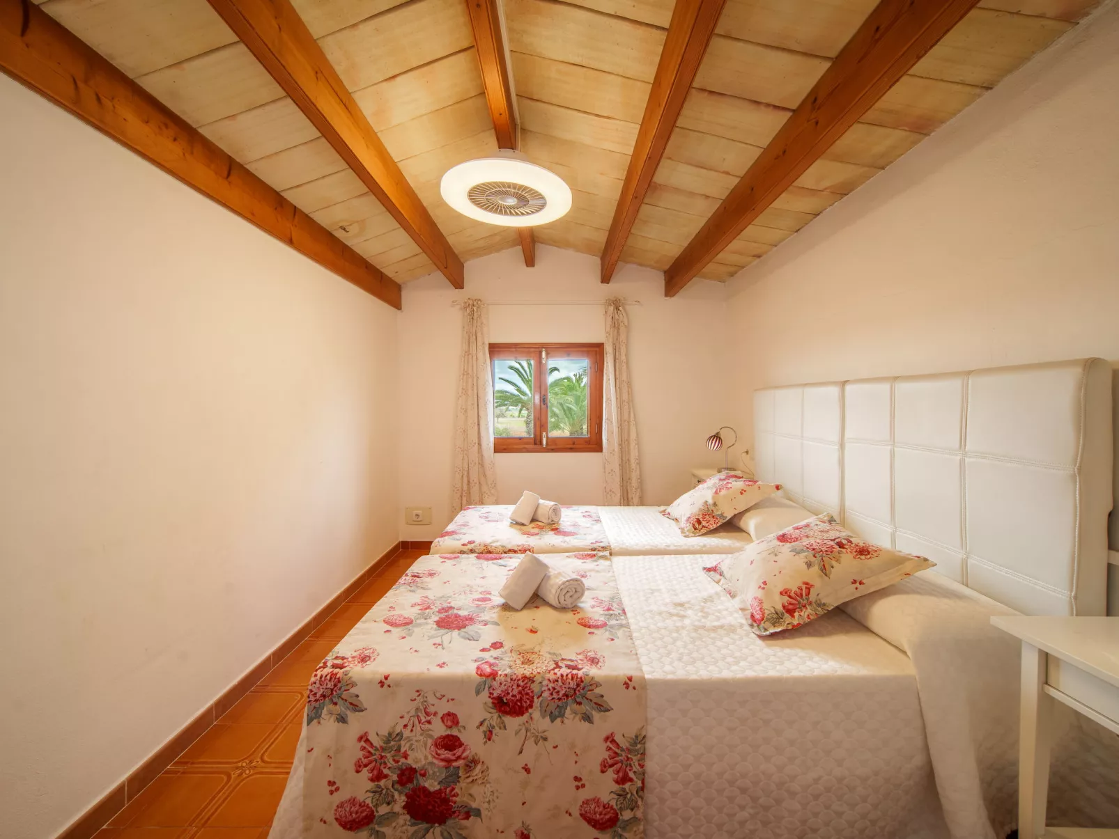 Campas-Inside