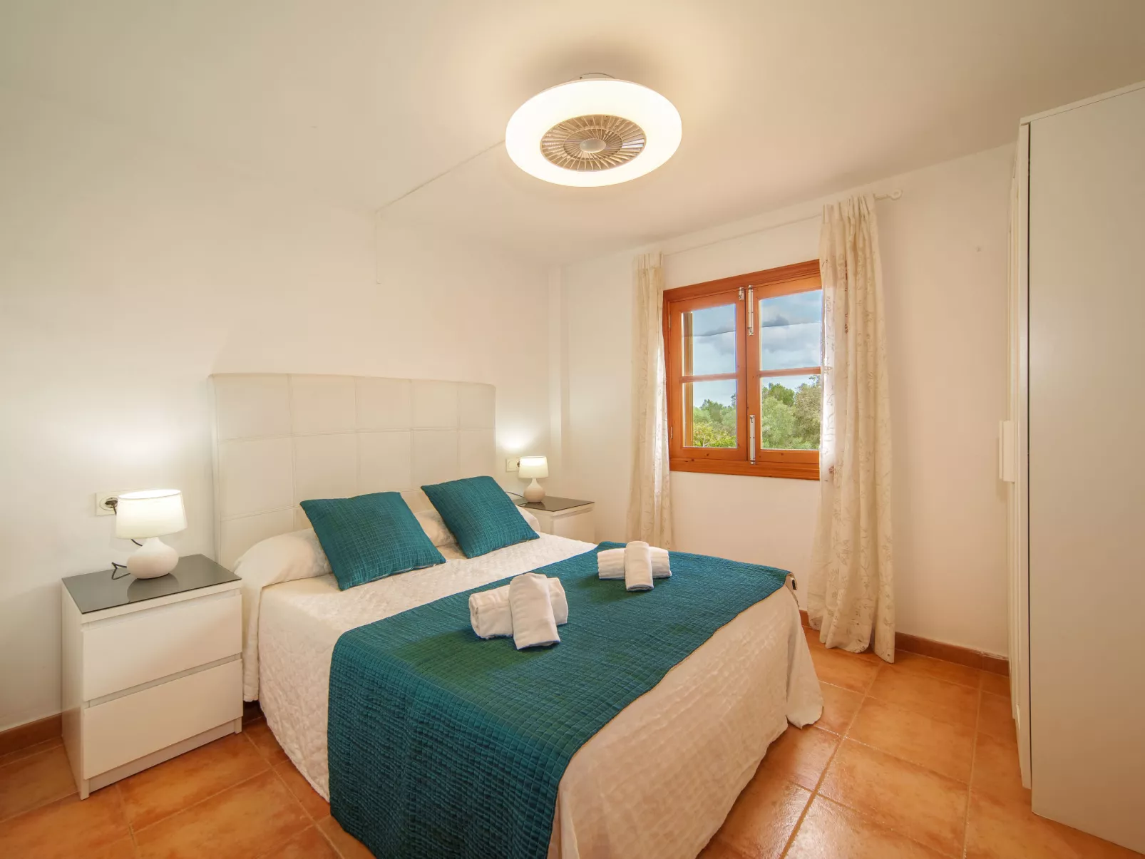 Campas-Inside