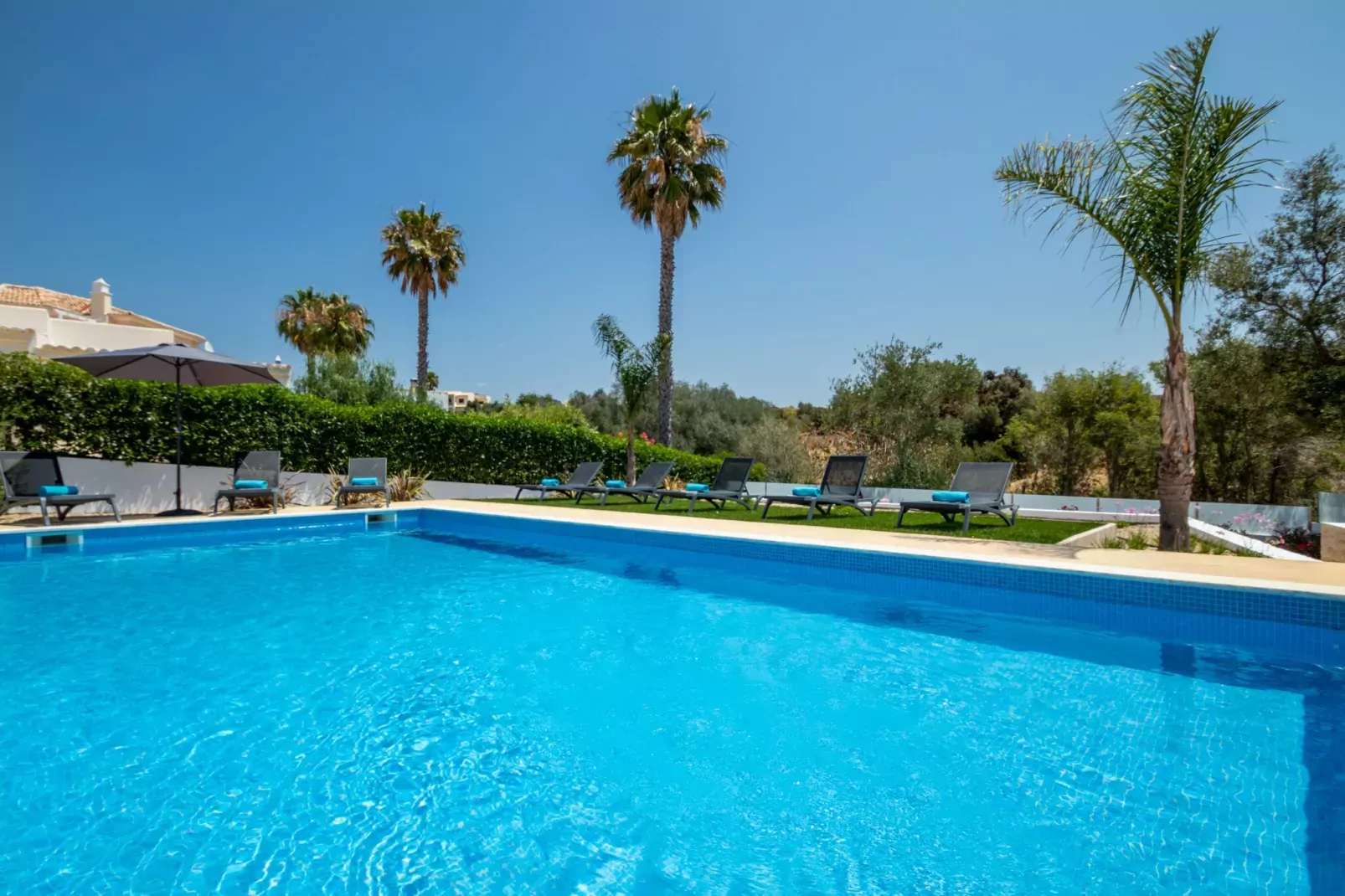 Villa Riviera-Pool