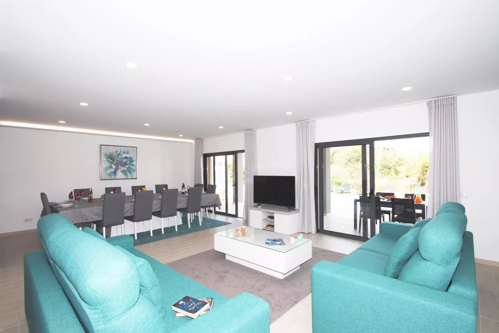 Villa Riviera-Living room
