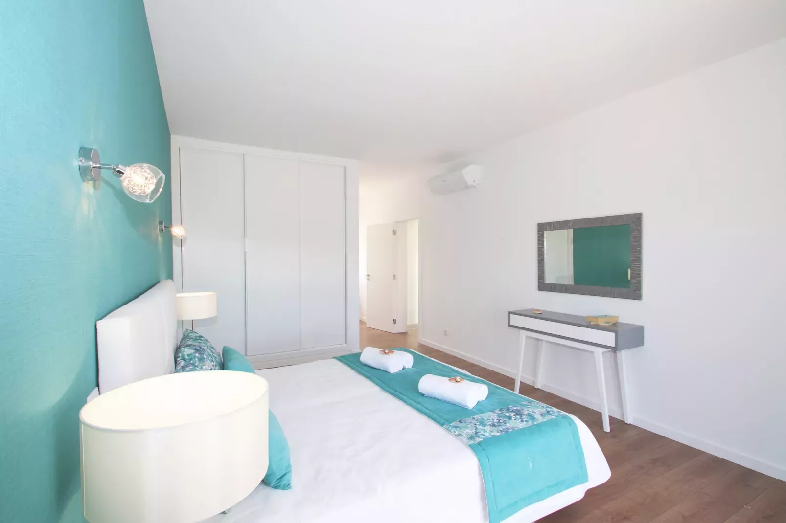 Villa Riviera-Bedroom