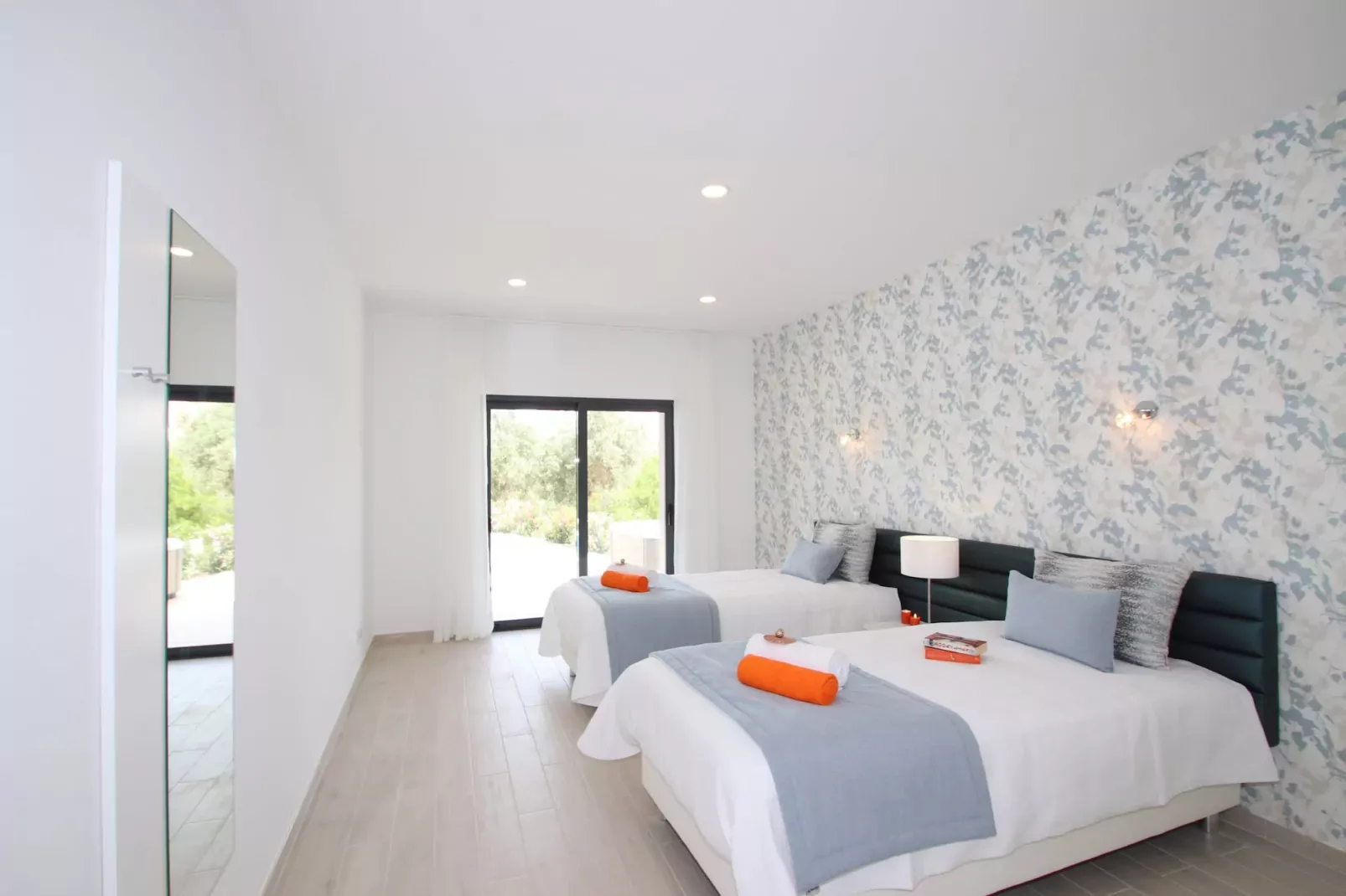 Villa Riviera-Bedroom
