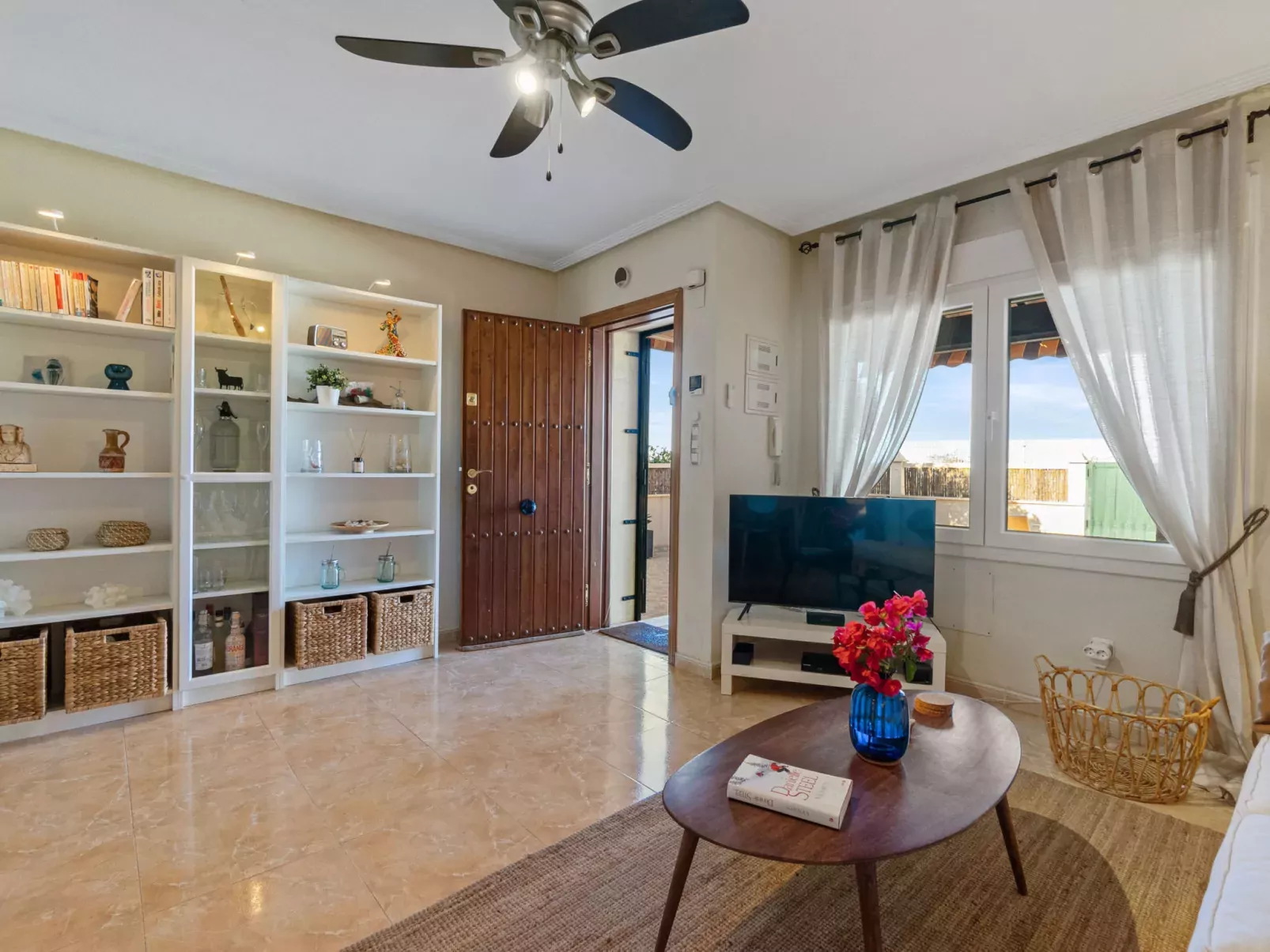 Residencial Villa Madrid-Dedans