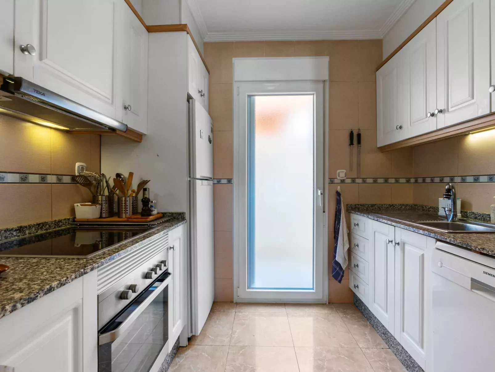 Residencial Villa Madrid-Dedans