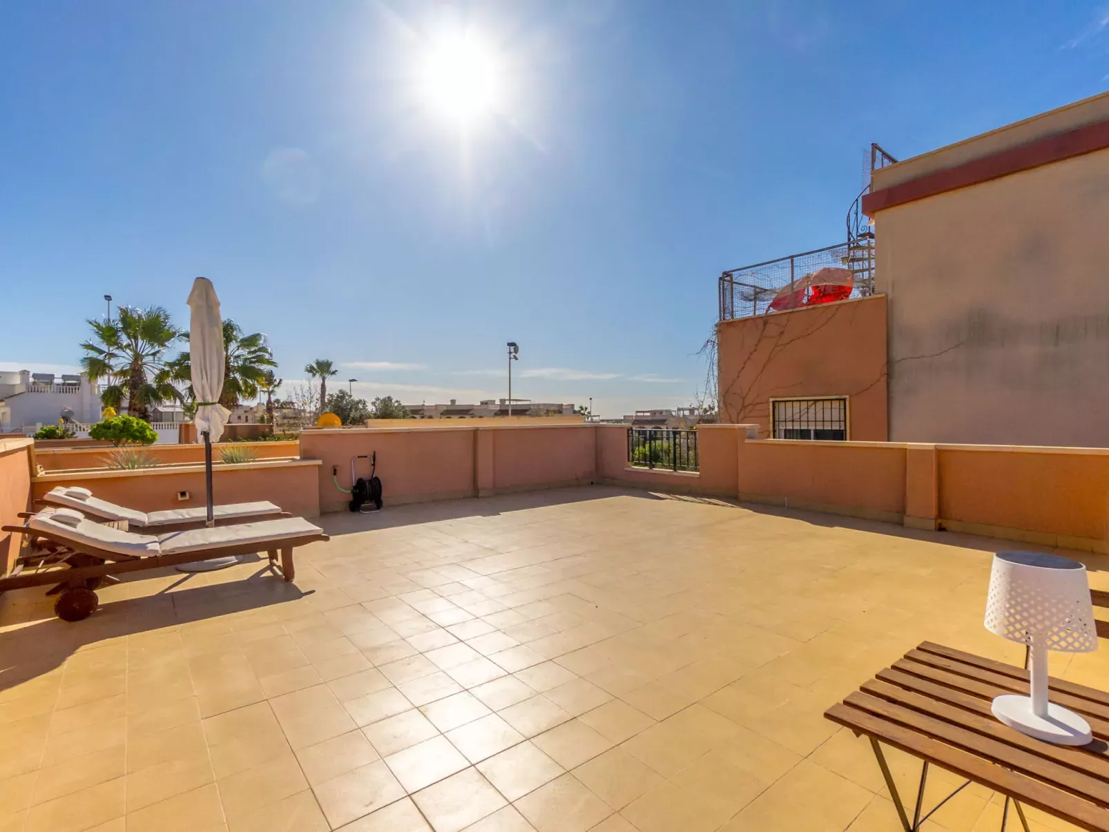 Residencial Villa Madrid-Dehors
