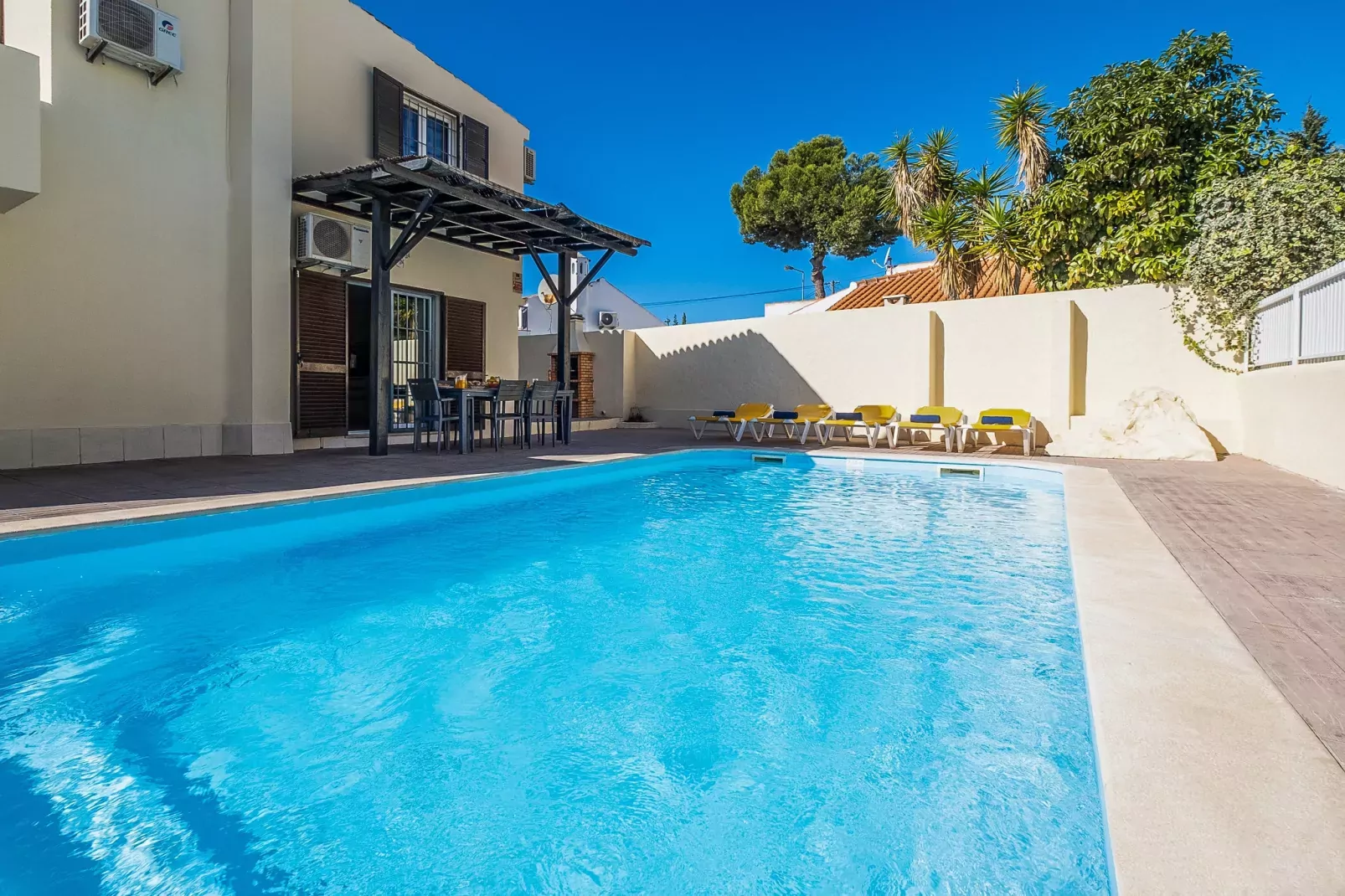 Villa Dorado-Pool