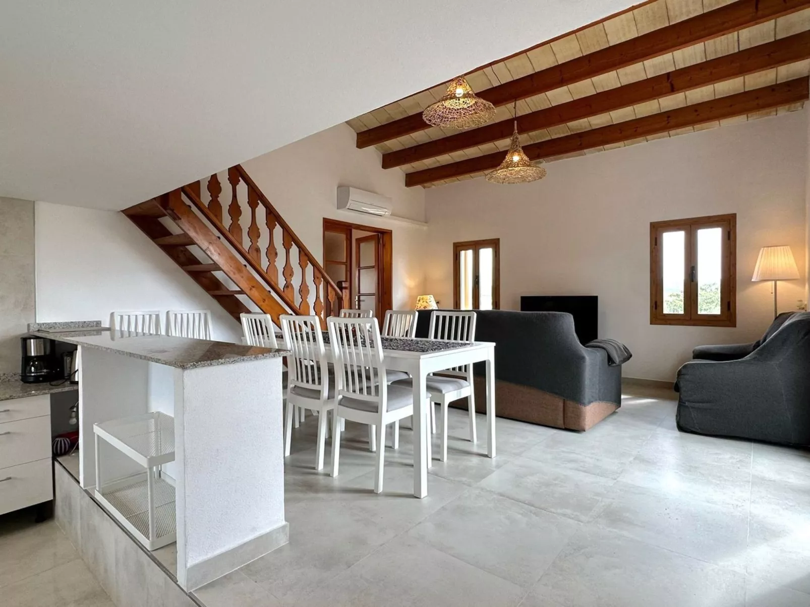 Campas-Inside