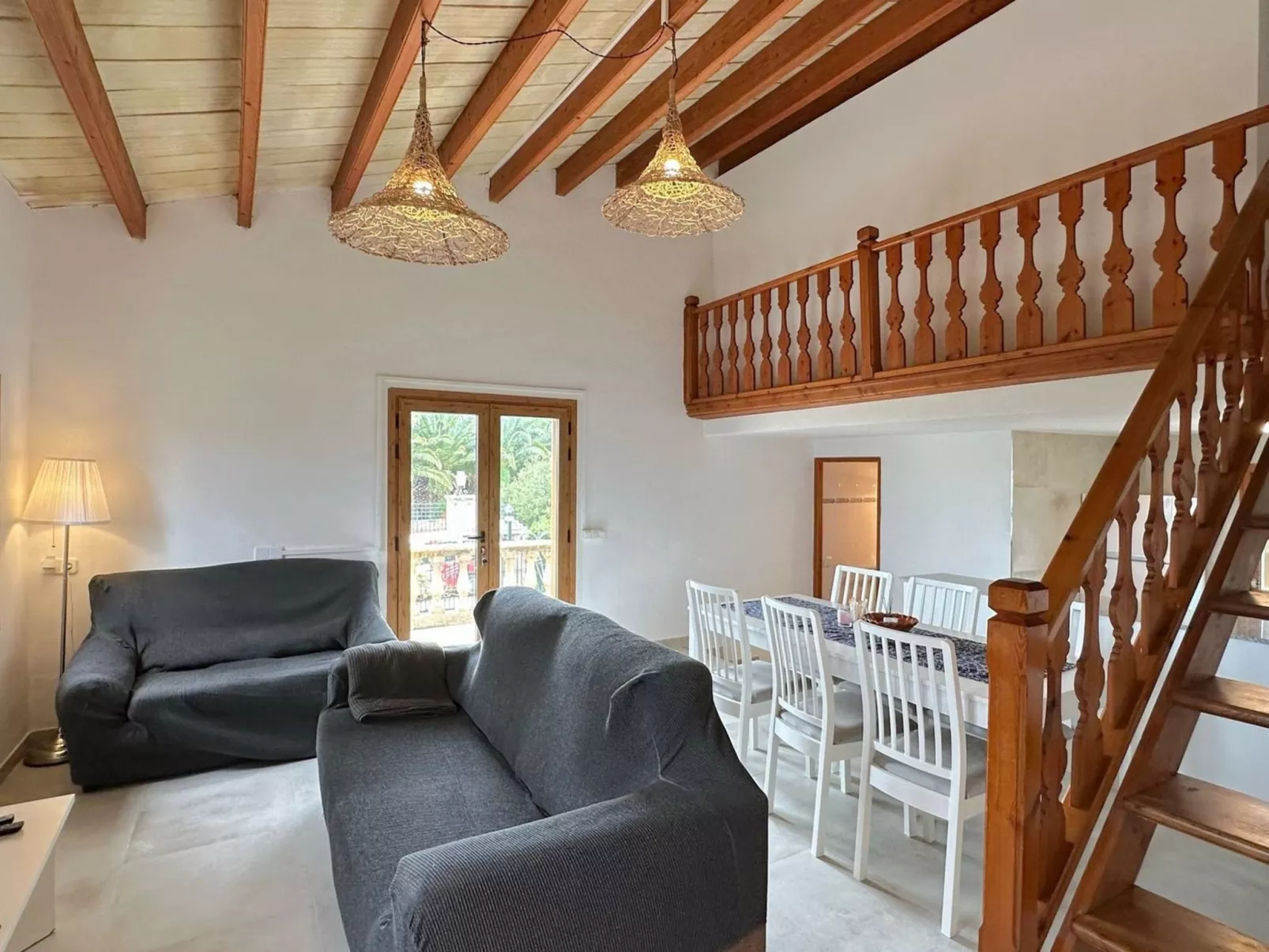 Campas-Inside