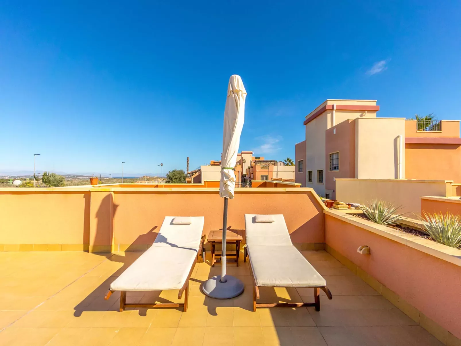 Residencial Villa Madrid-Dehors