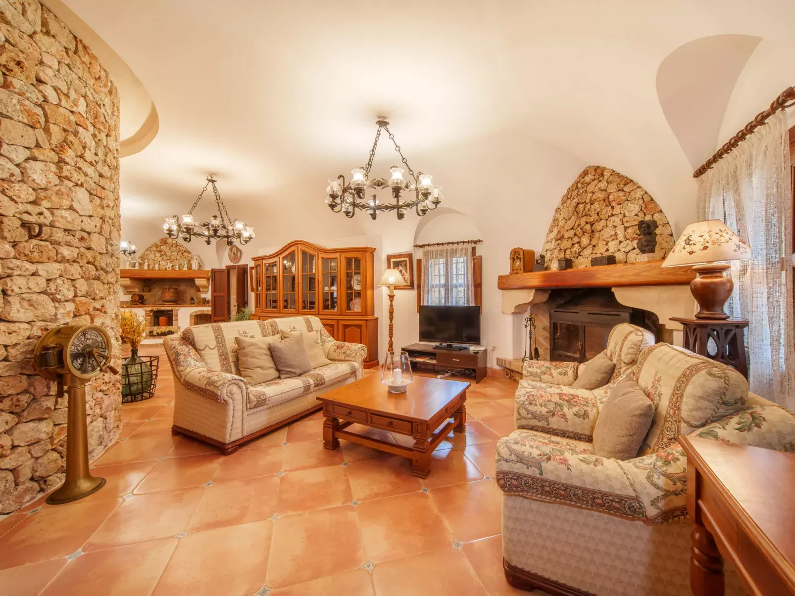 Son Siurana-Inside
