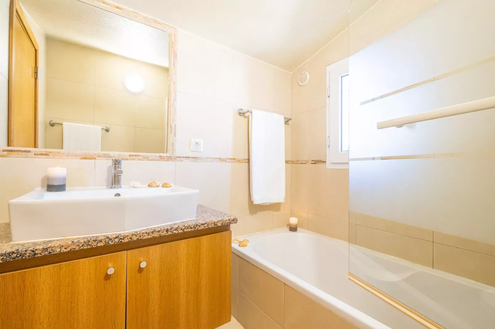 Villa Dorado-Bathroom