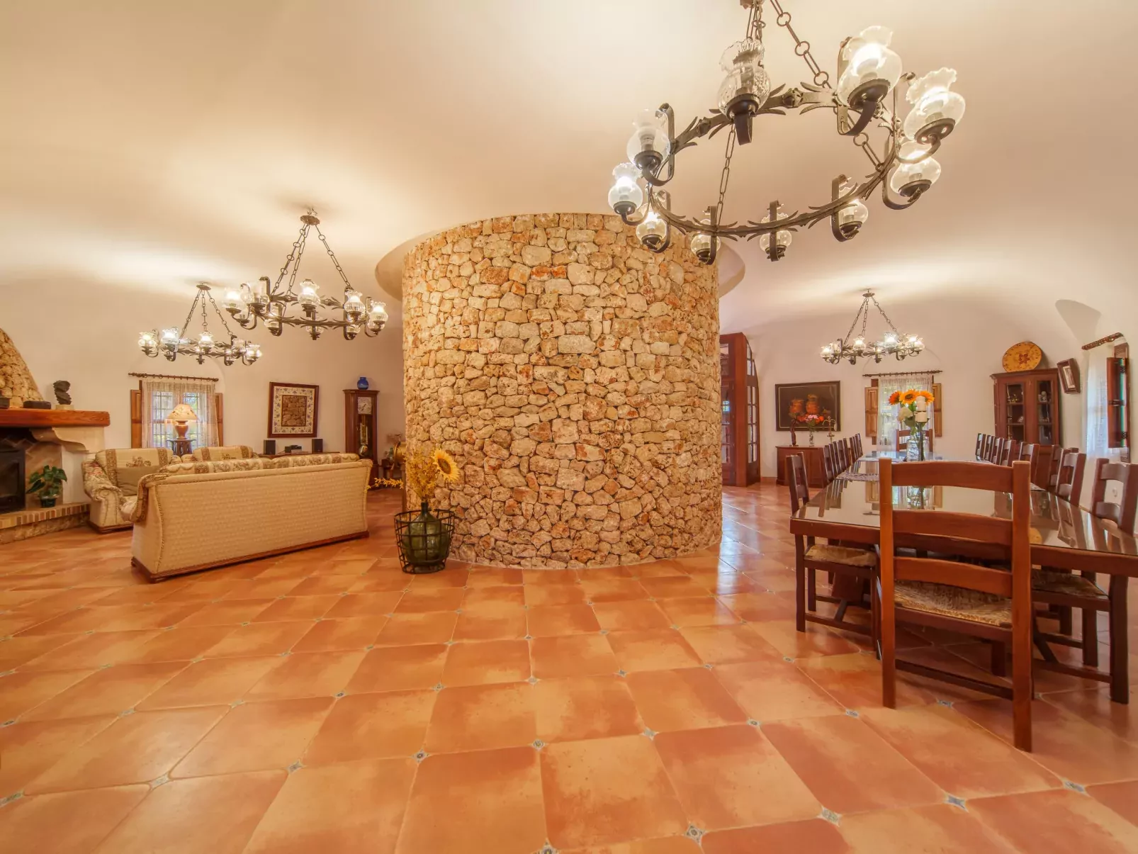 Son Siurana-Inside