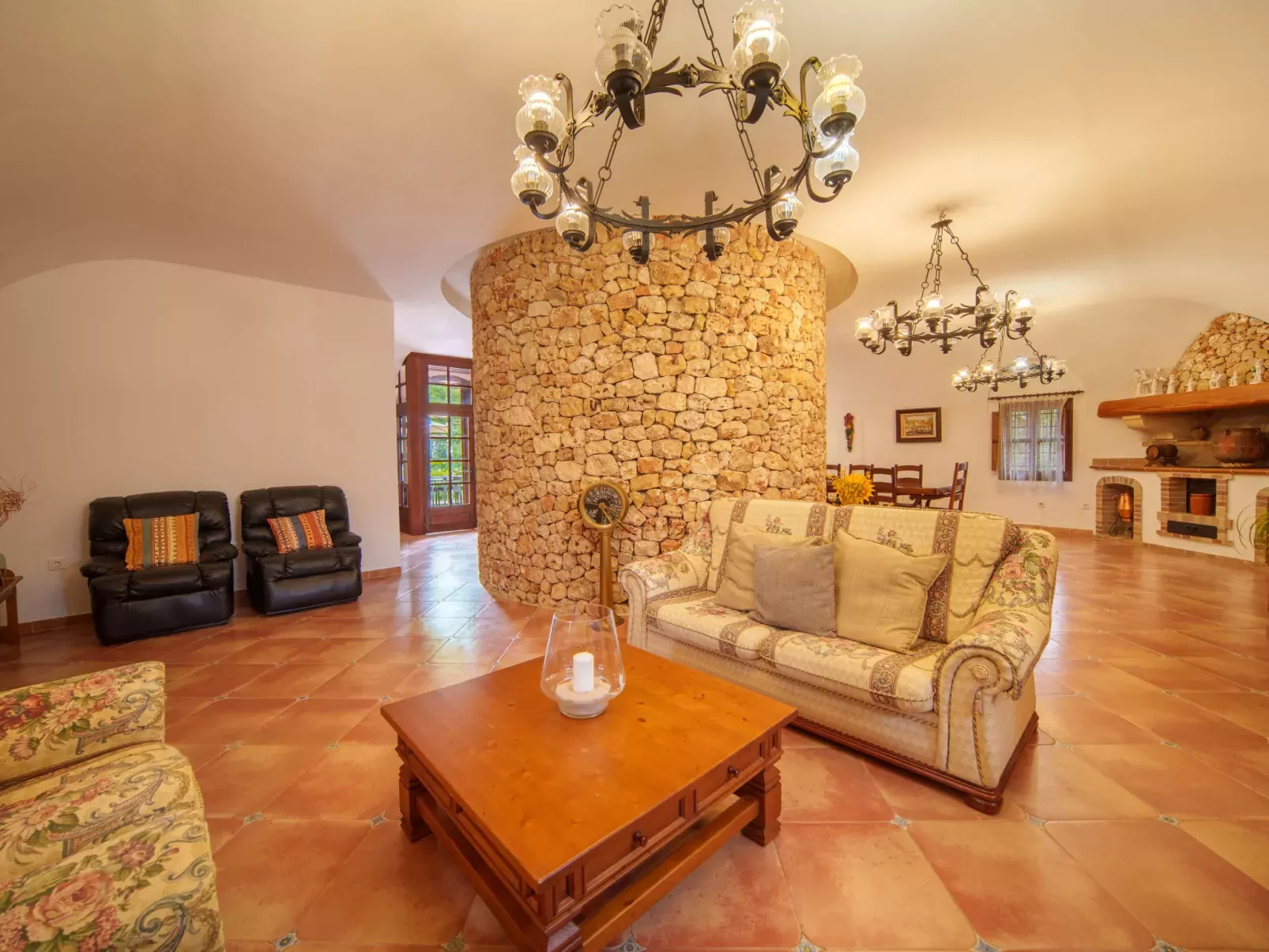 Son Siurana-Inside
