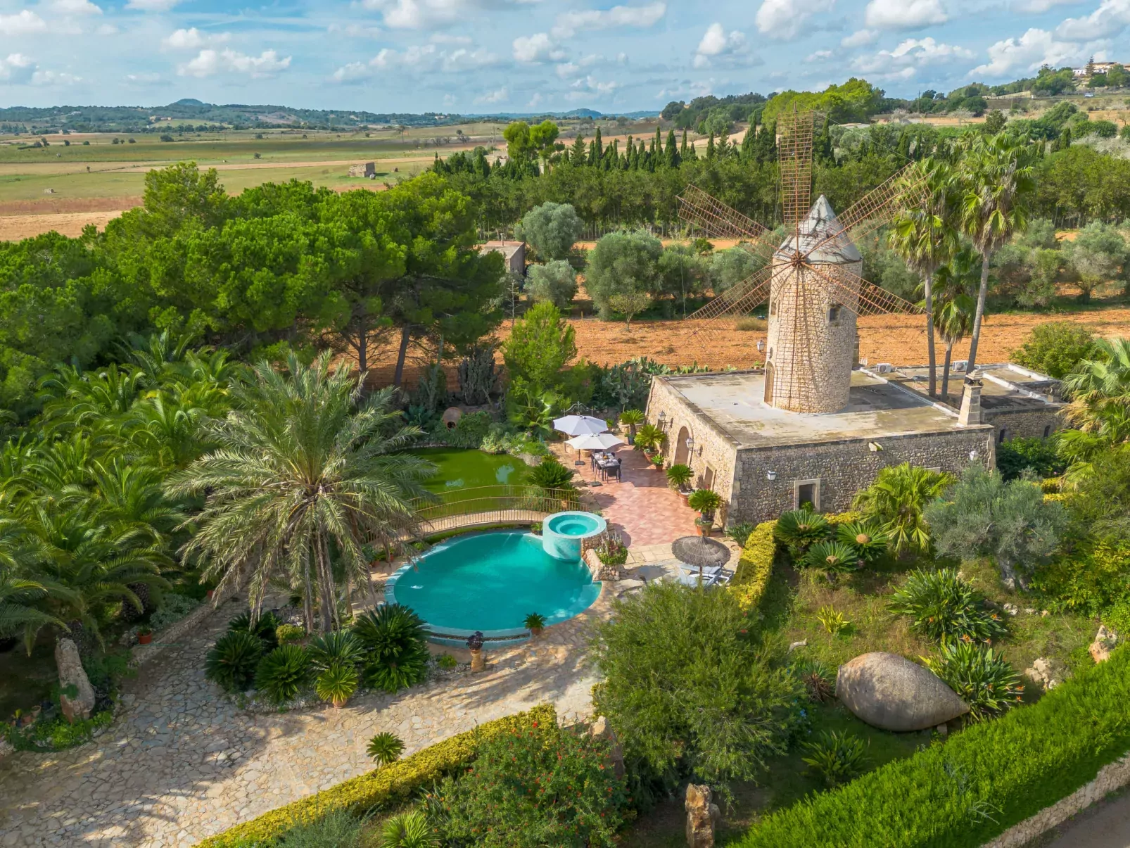 Son Siurana-Outside