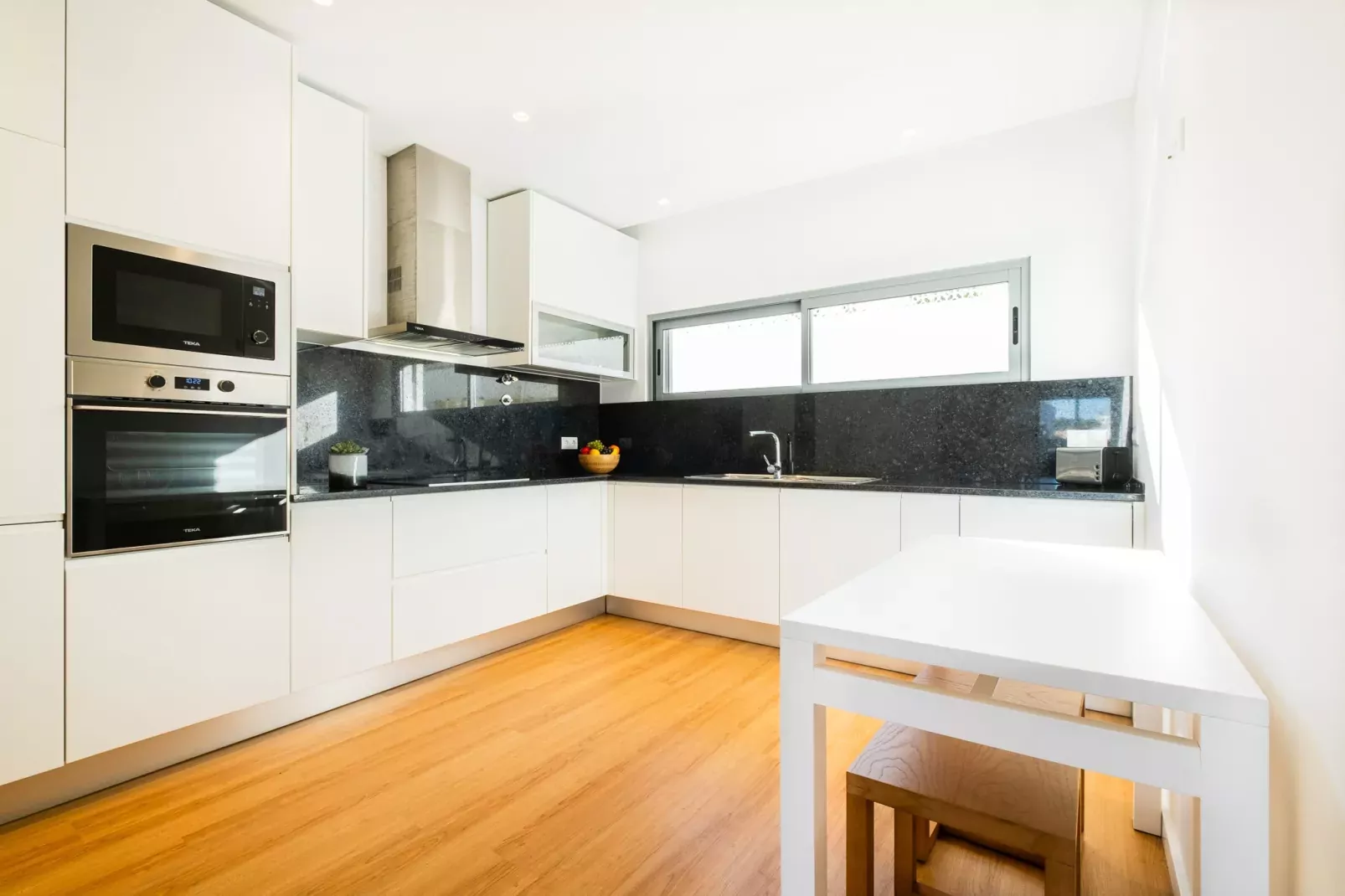 Townhouse Varadero-Kitchen