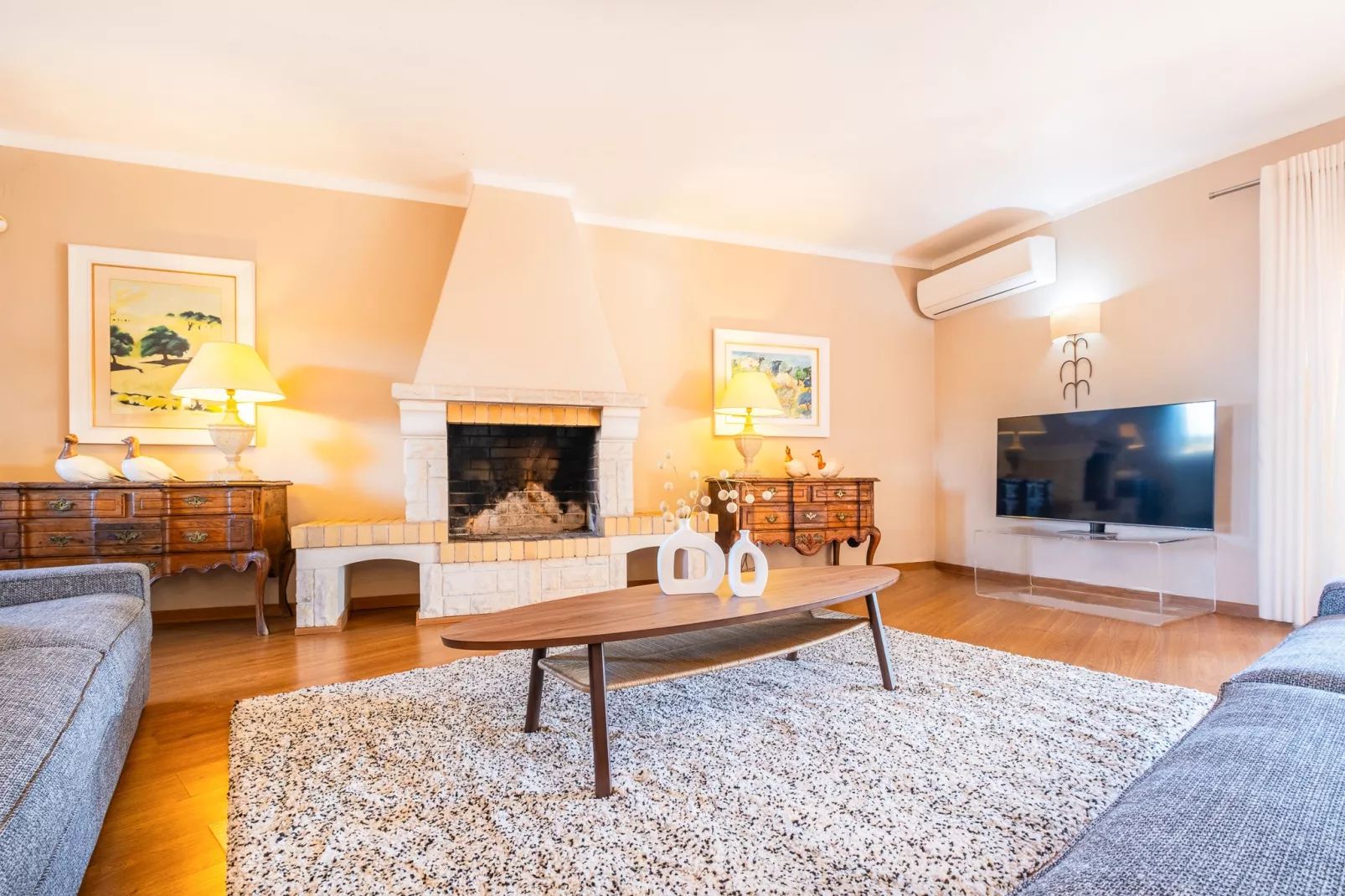 Villa Eagles Nest-Living room