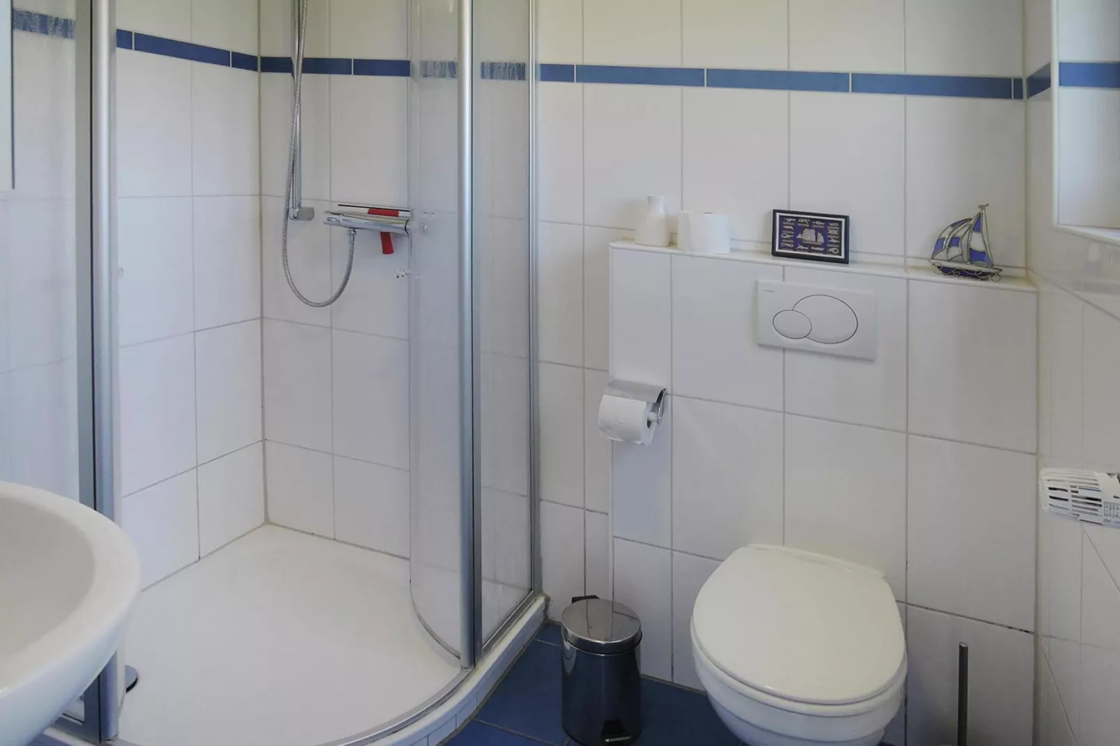 Ferienhaus in Burhave-Bathroom