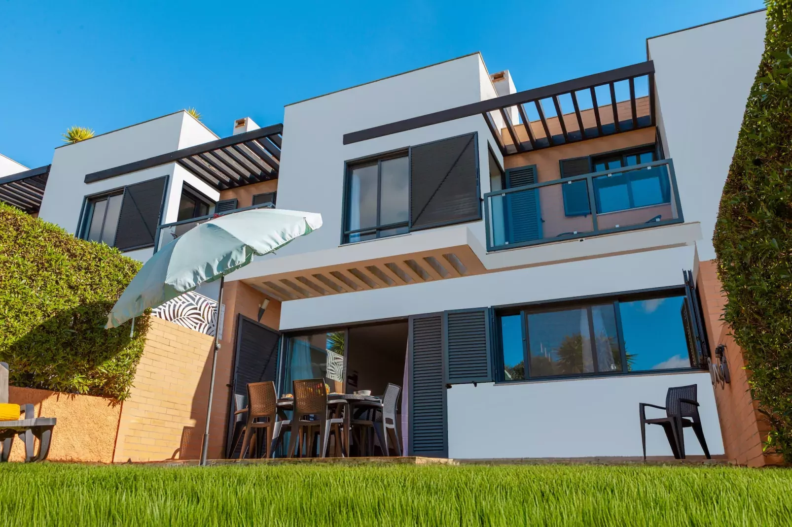 Townhouse Ocean Joy-Außenbereich Sommer
