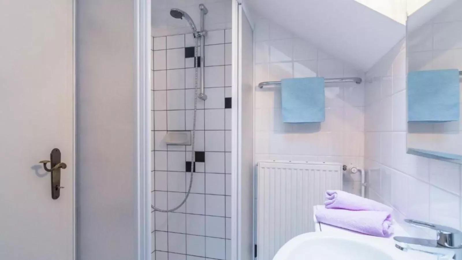 Landhaus Rangersdorf-Bathroom