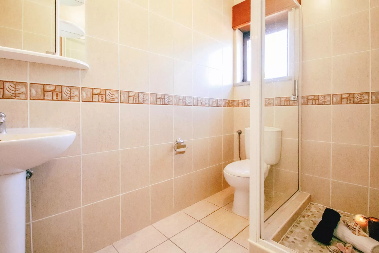 Villa Bellegarde-Bathroom
