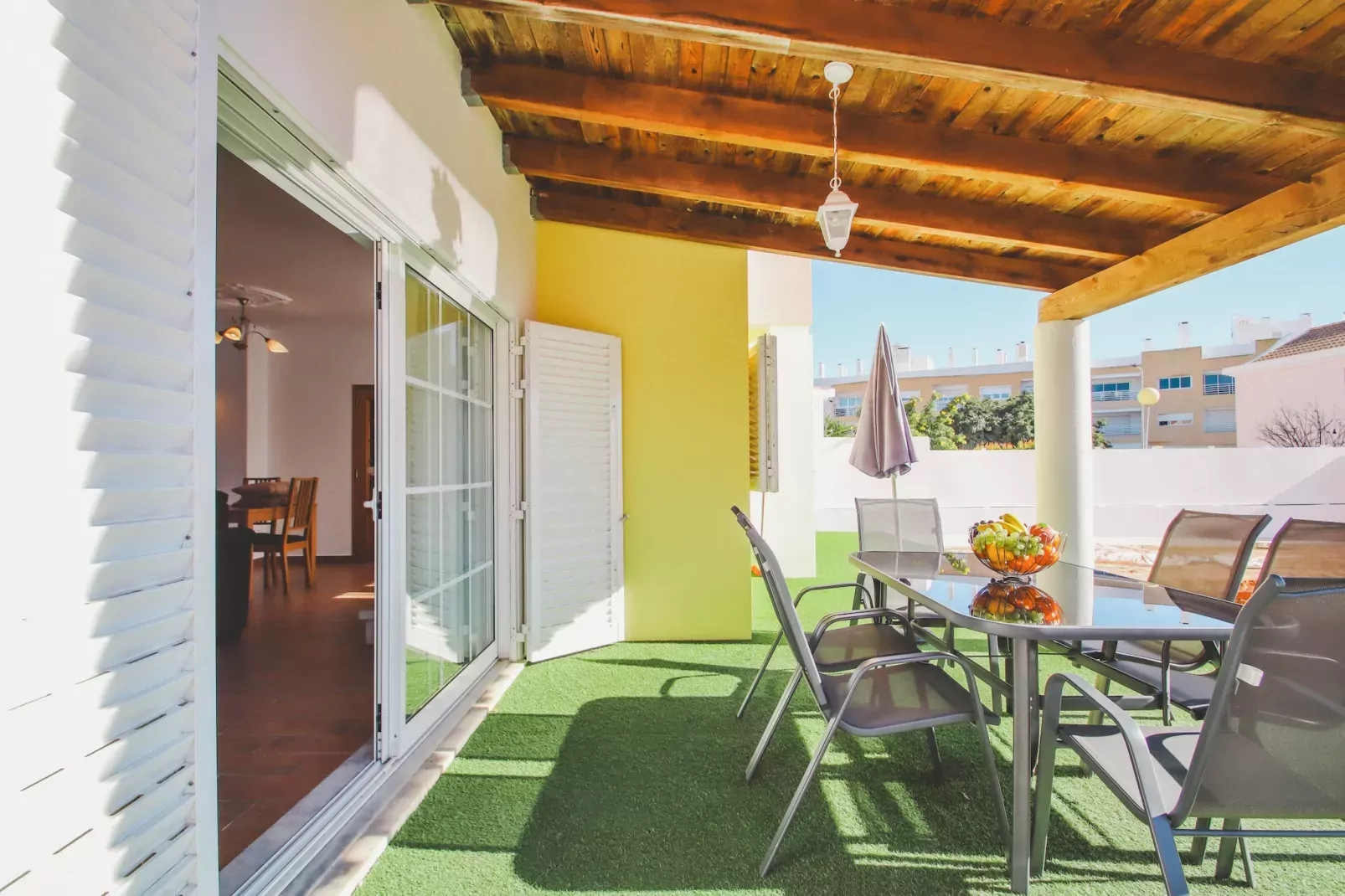 Villa Sunny Joy-Esszimmer