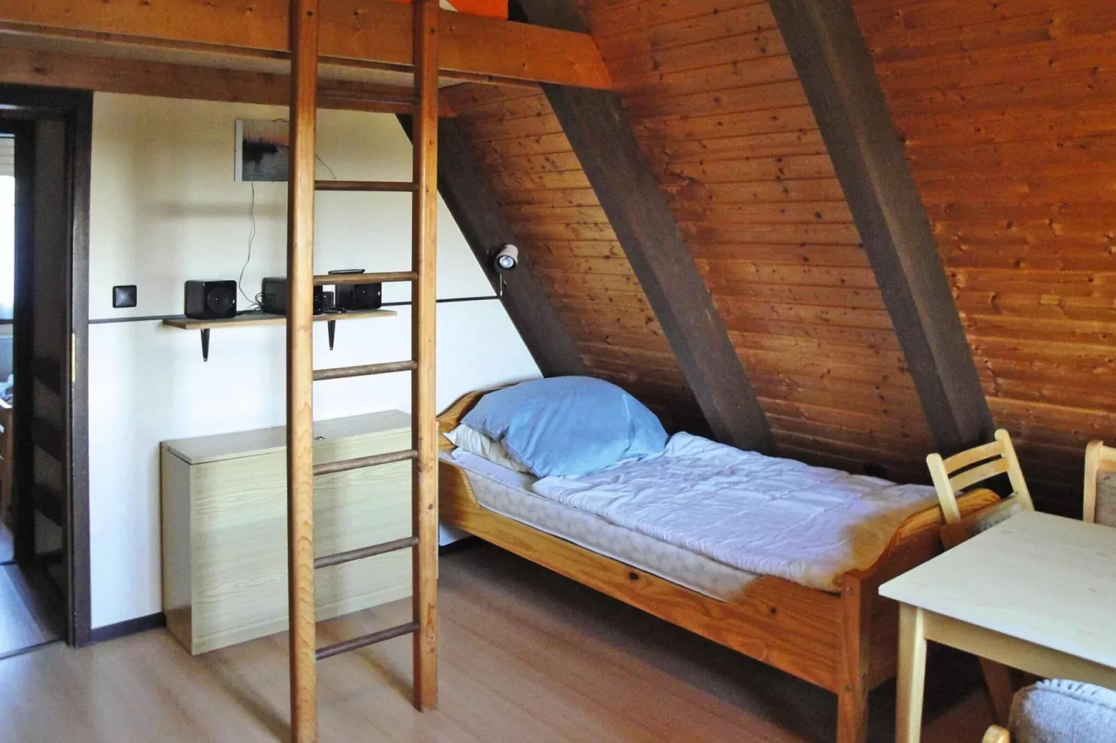 Ferienhaus Burhave-Bedroom