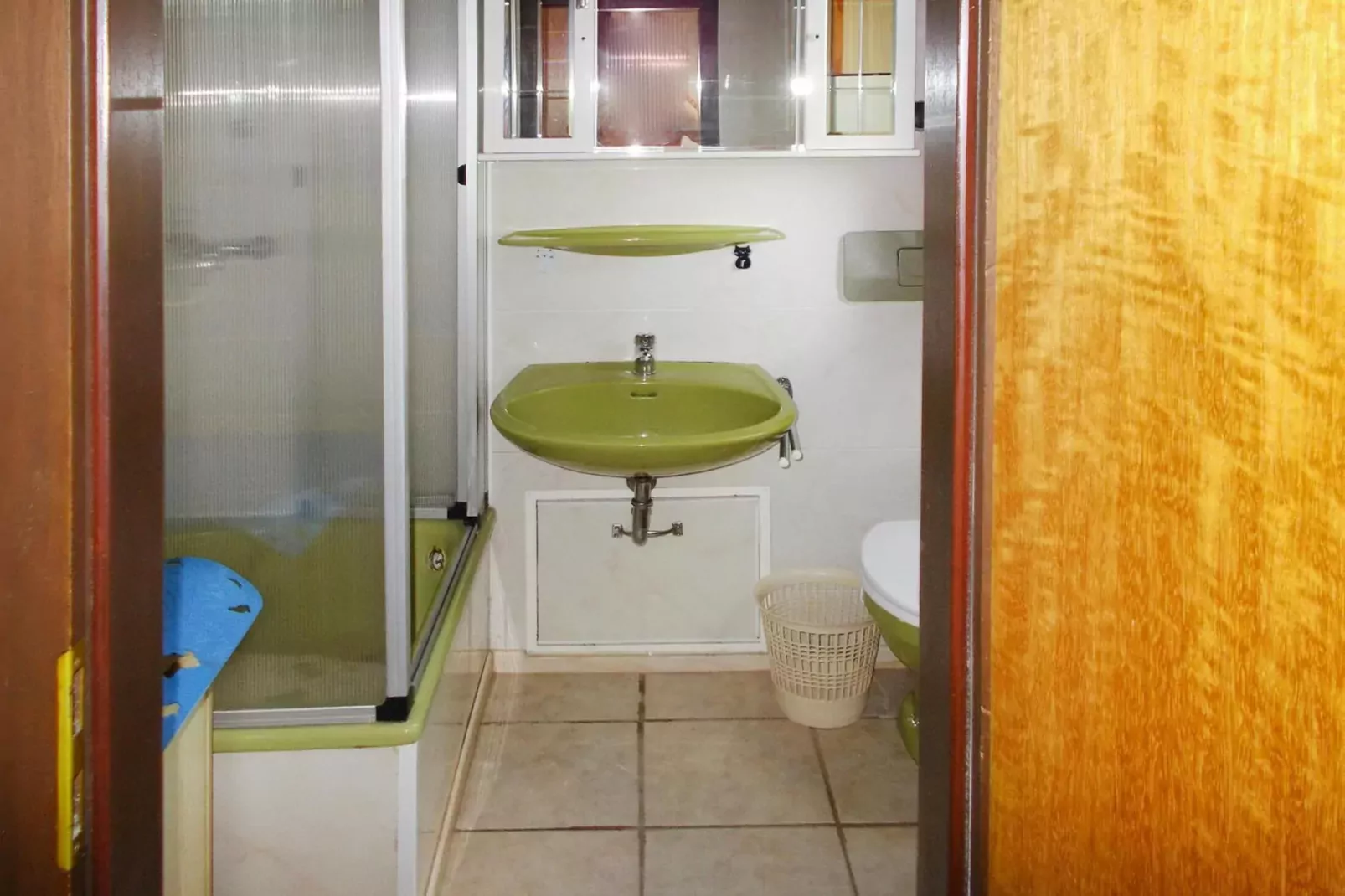 Ferienhaus Burhave-Bathroom