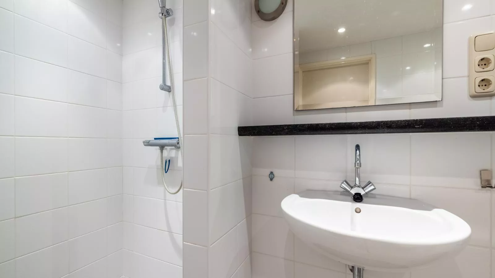 Kieft-Bathroom
