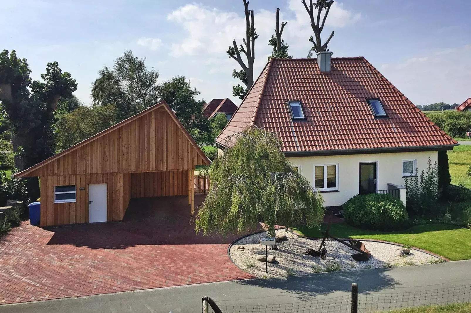Krabbenfischerhaus Fedderwardersiel-Außenbereich Sommer
