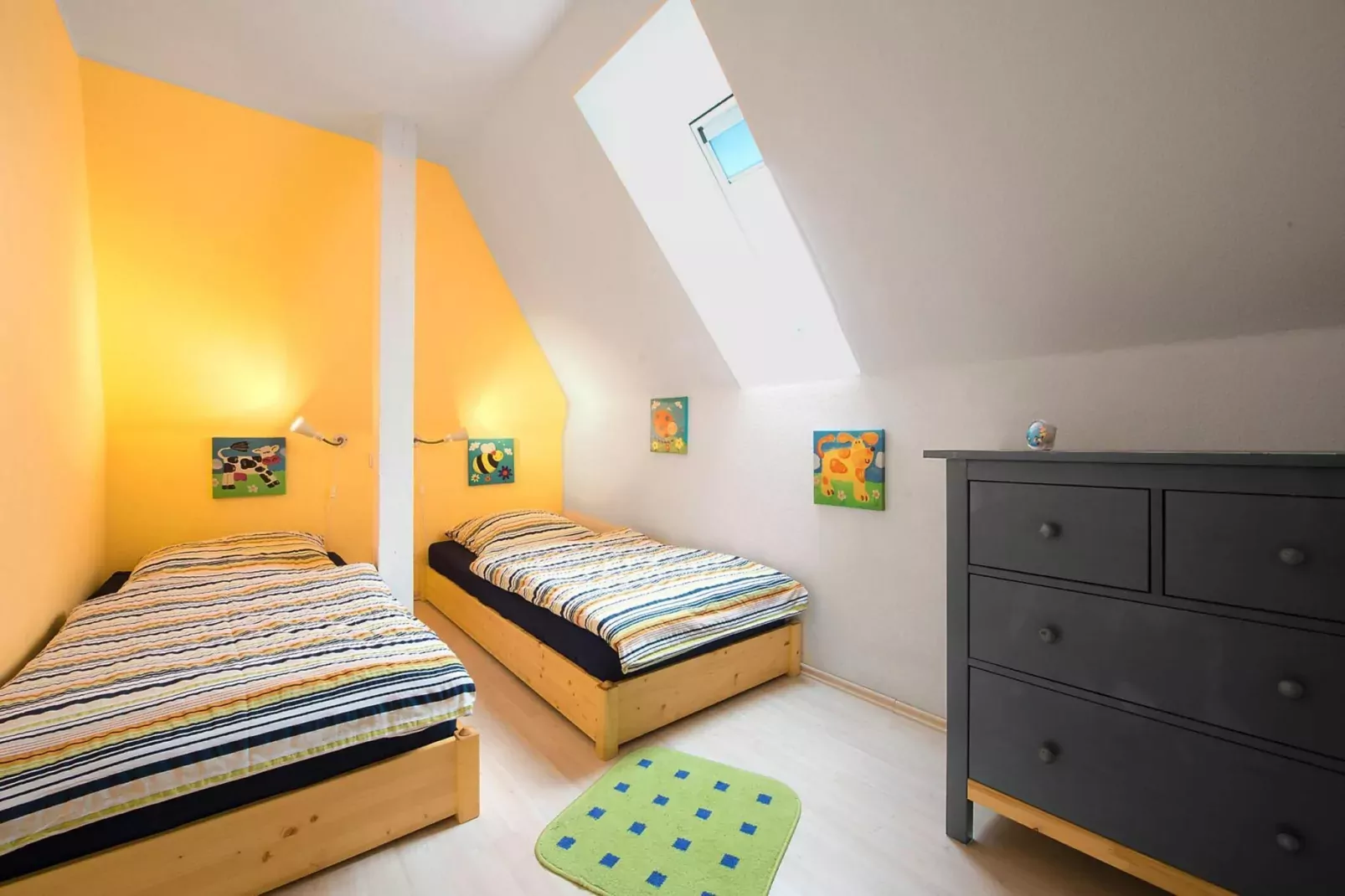 Krabbenfischerhaus Fedderwardersiel-Schlafzimmer