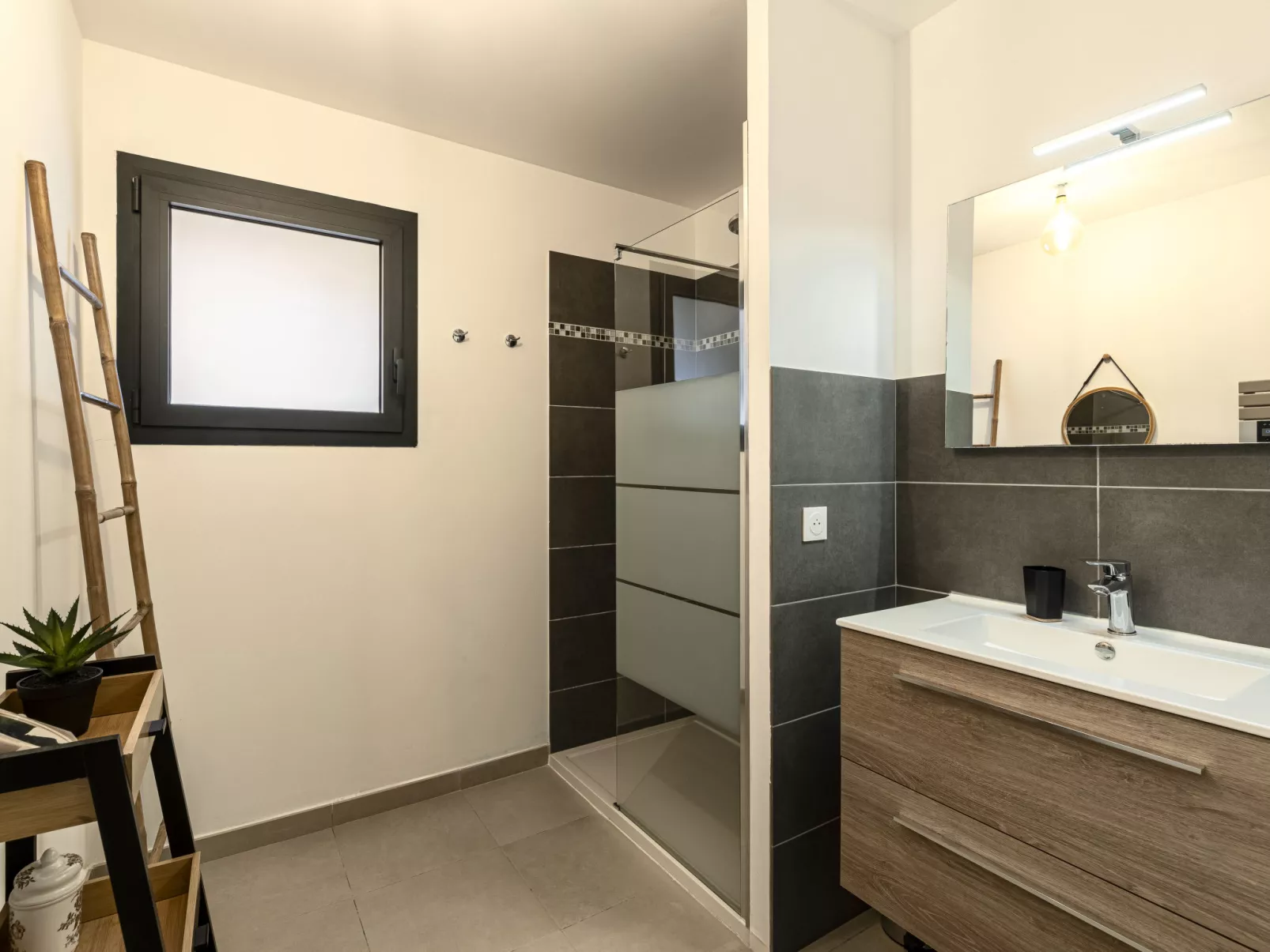 Foce Dell Edera-Inside