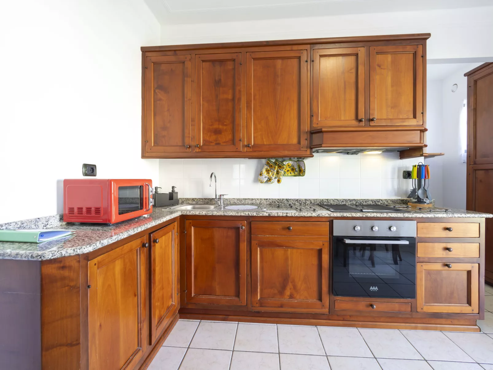 Casa di Elena 300mt dal mare-Inside