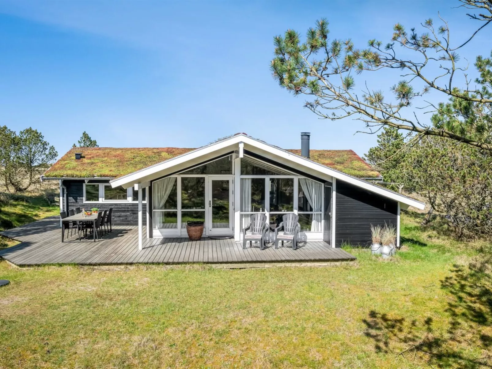 "Abiorn" - 2.5km from the sea-Outside