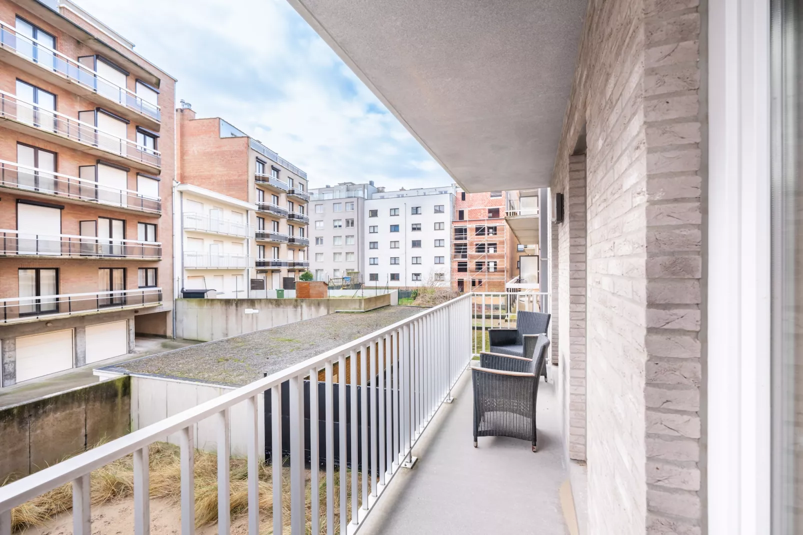 Ferrel - 0102-Terrassenbalkon