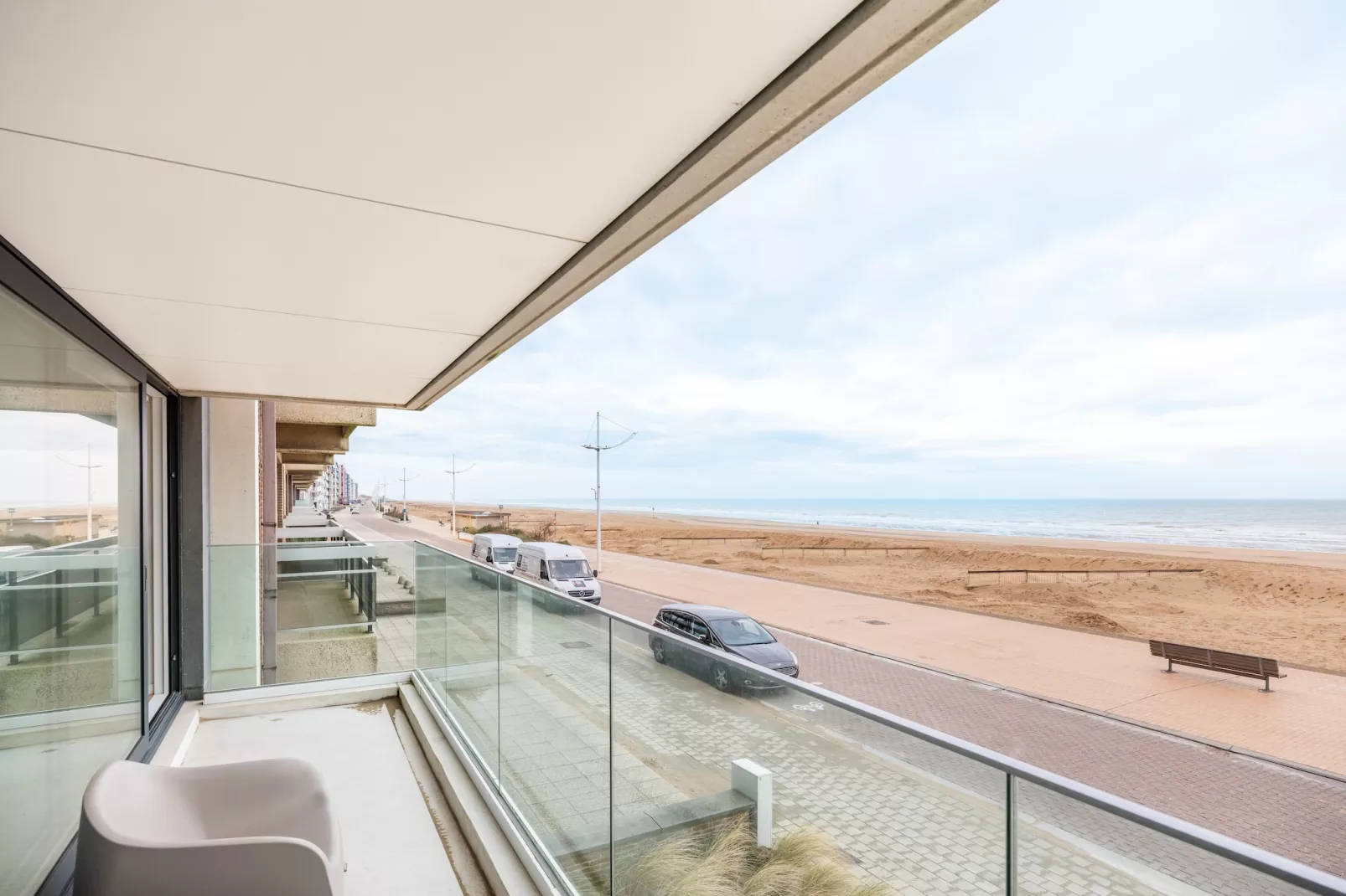 Ferrel - 0102-Terrassenbalkon