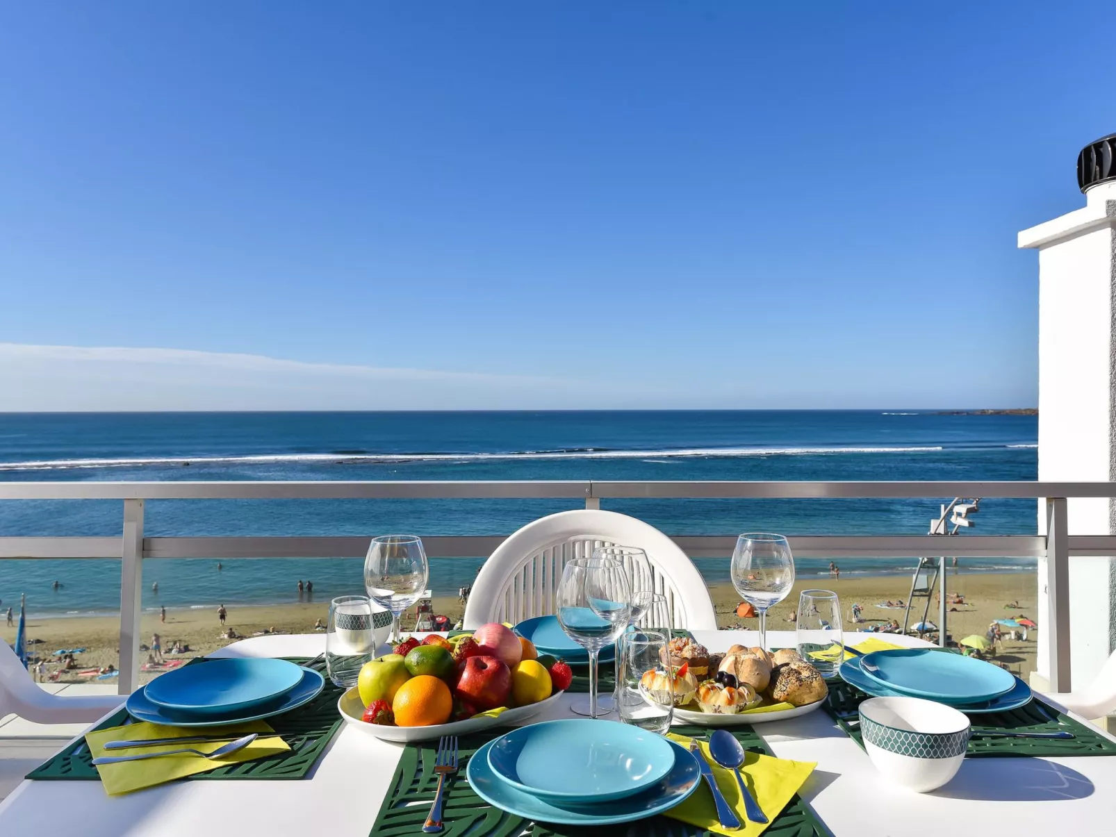 Canteras MC-Outside