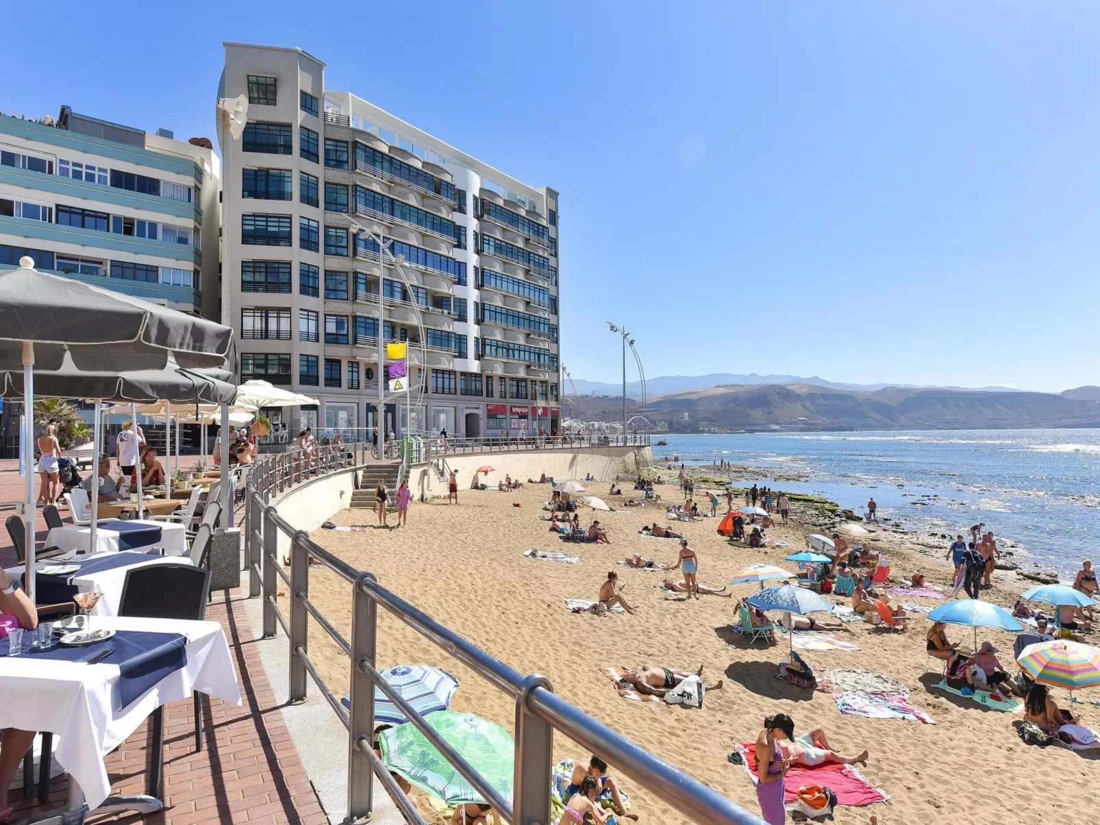 Maisha Beach Canteras-Outside