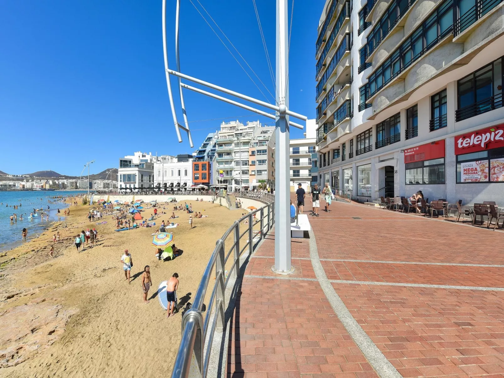 Maisha Beach Canteras-Outside