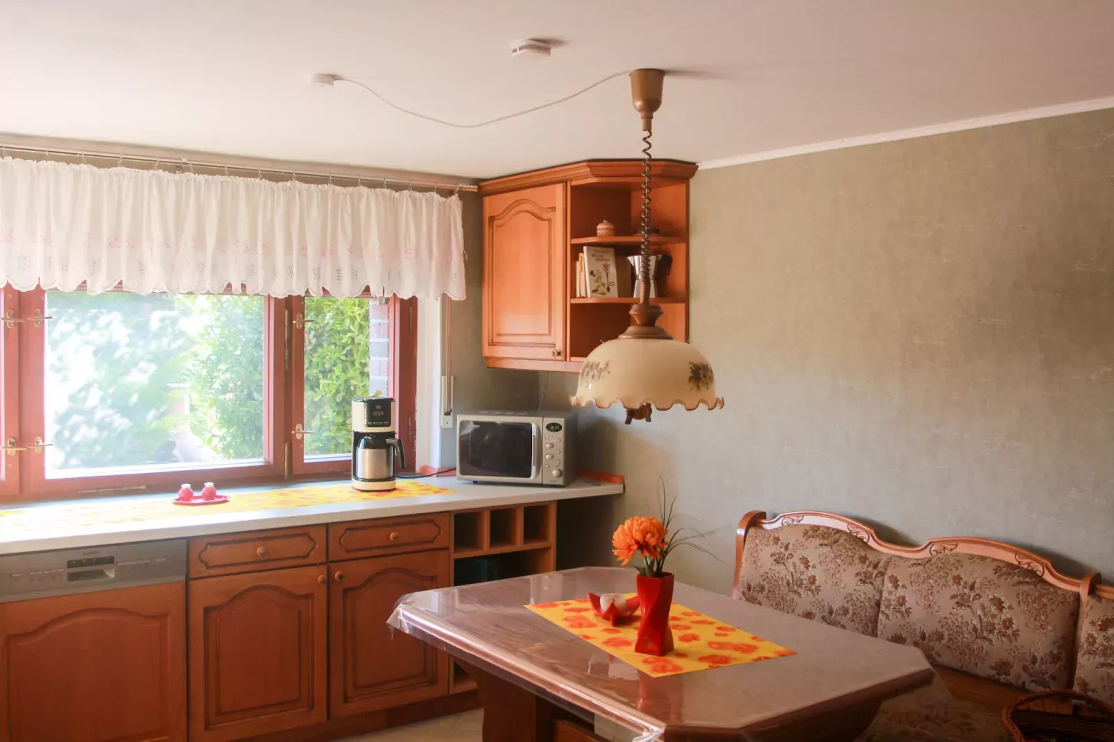 Ferienwohnung Staßfurt-Kitchen