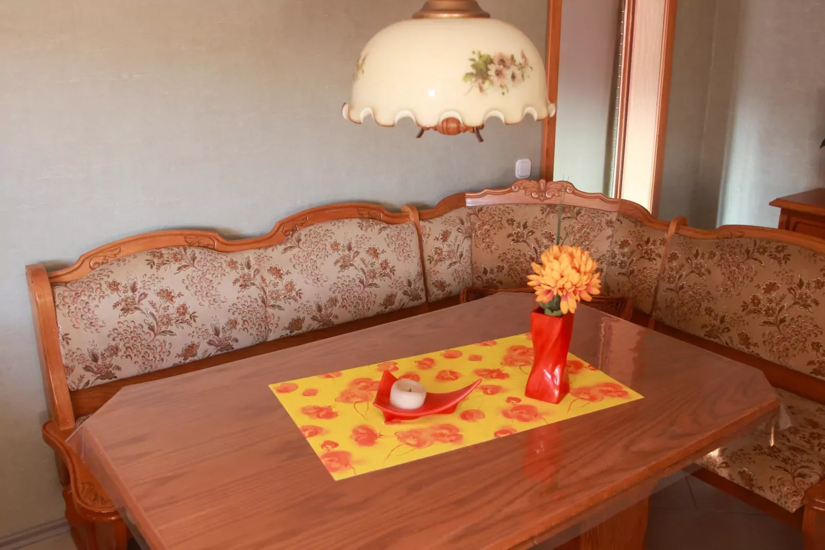 Ferienwohnung Staßfurt-Dining room