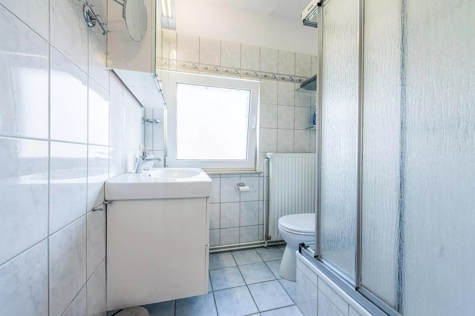 Kleiner Steert 11 b-Bathroom