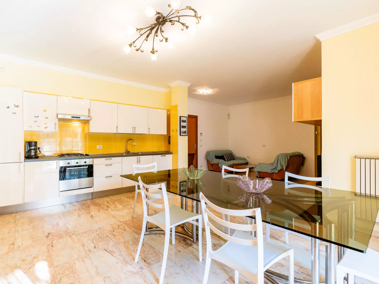Le Mimose-Inside