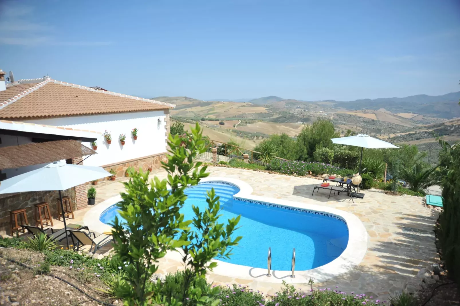 La Villa de Gema-Schwimmbad