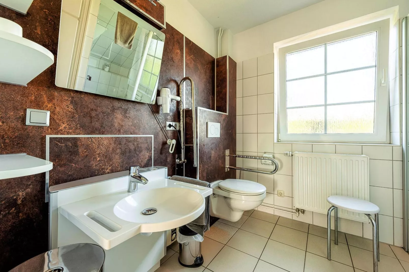 Komfort-Fewo EG 56 qm behindertenfreundlich-Bathroom