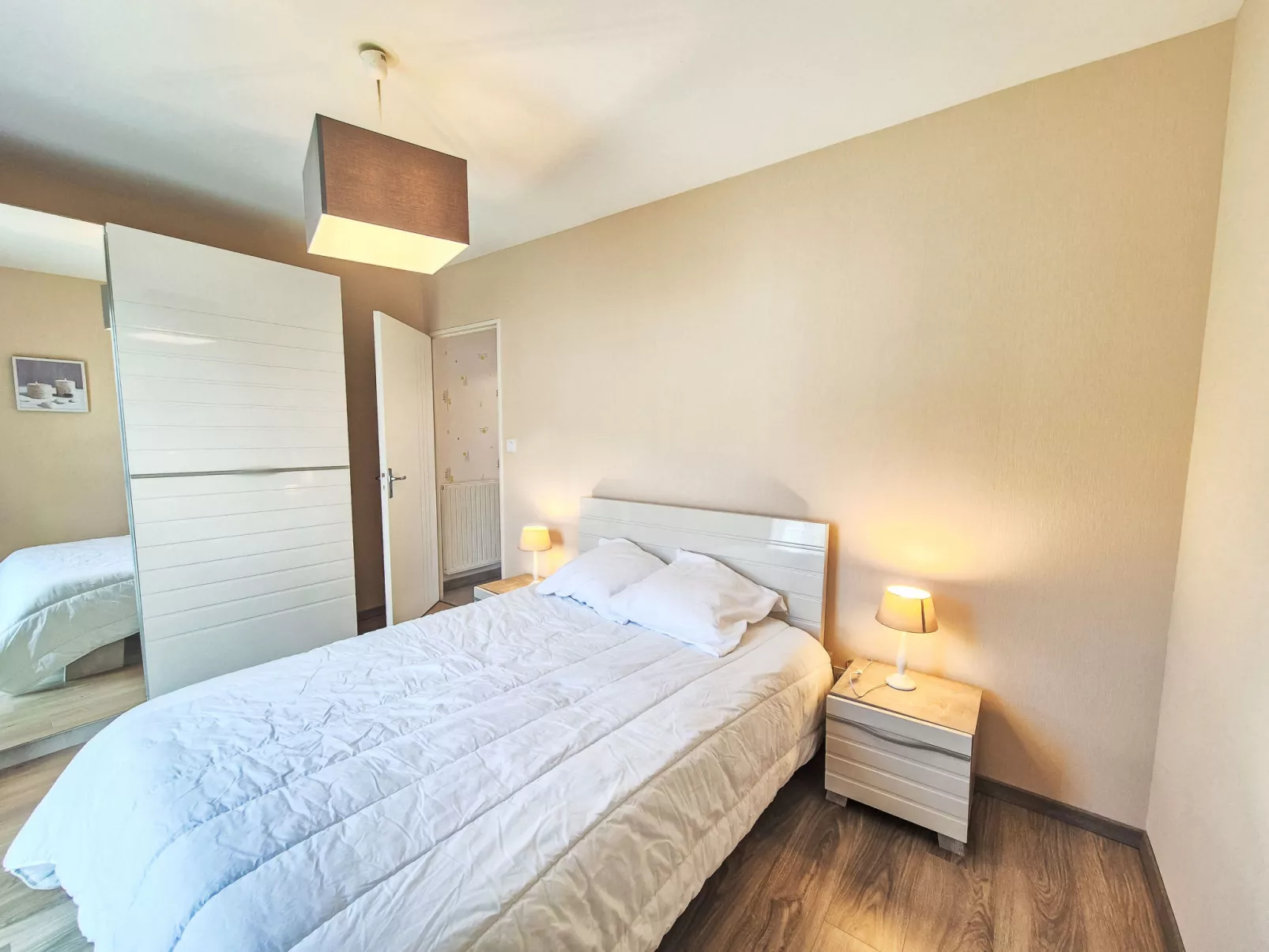 Le Clos Bastille-Inside